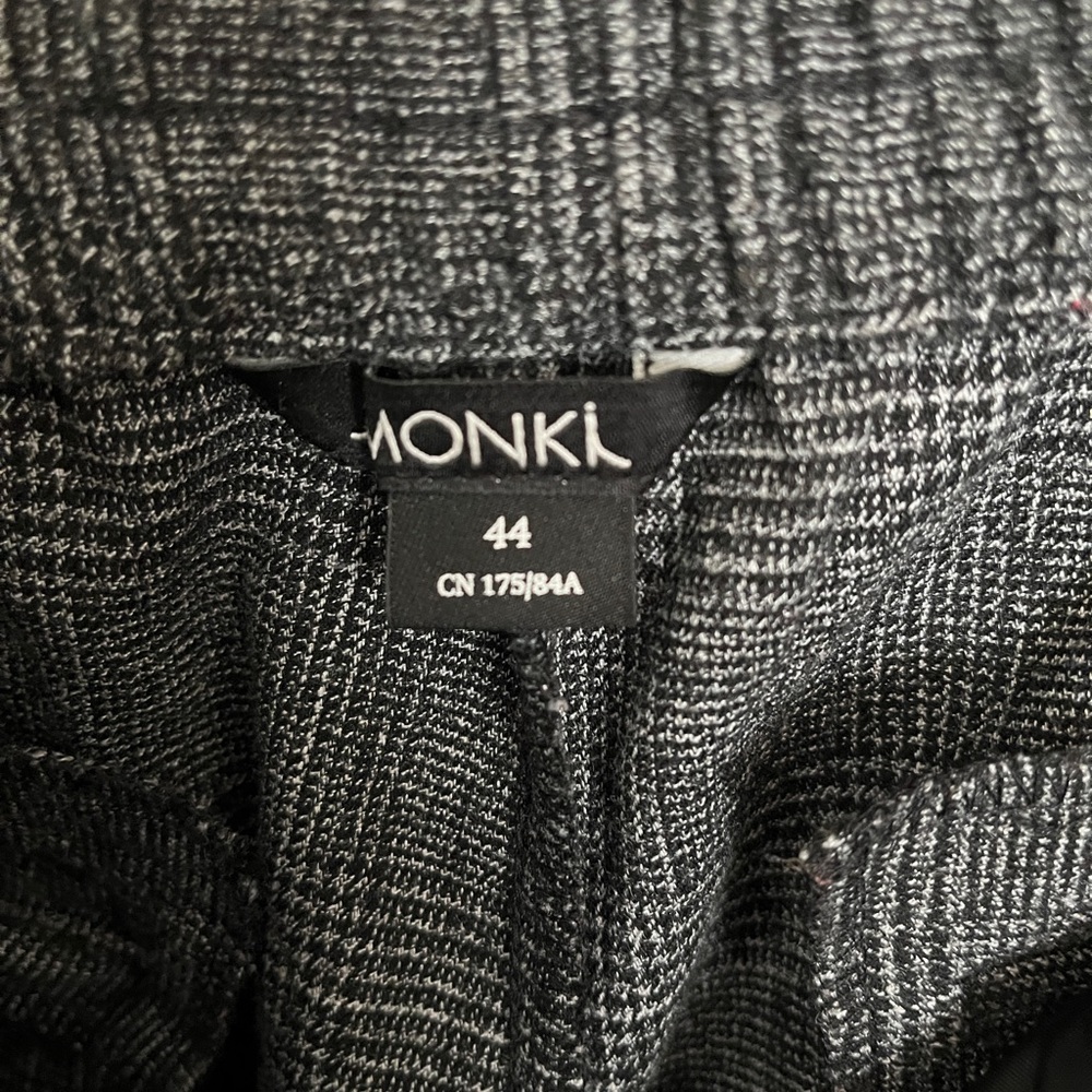 Pants - Picture 2 of 4